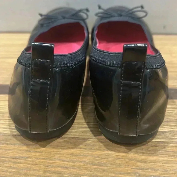 Kenneth Cole Reaction flats - Picture 5 of 7